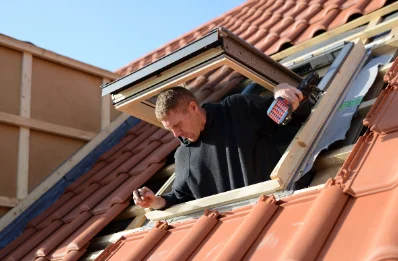 Pose de fenêtres de toit Velux à Menat